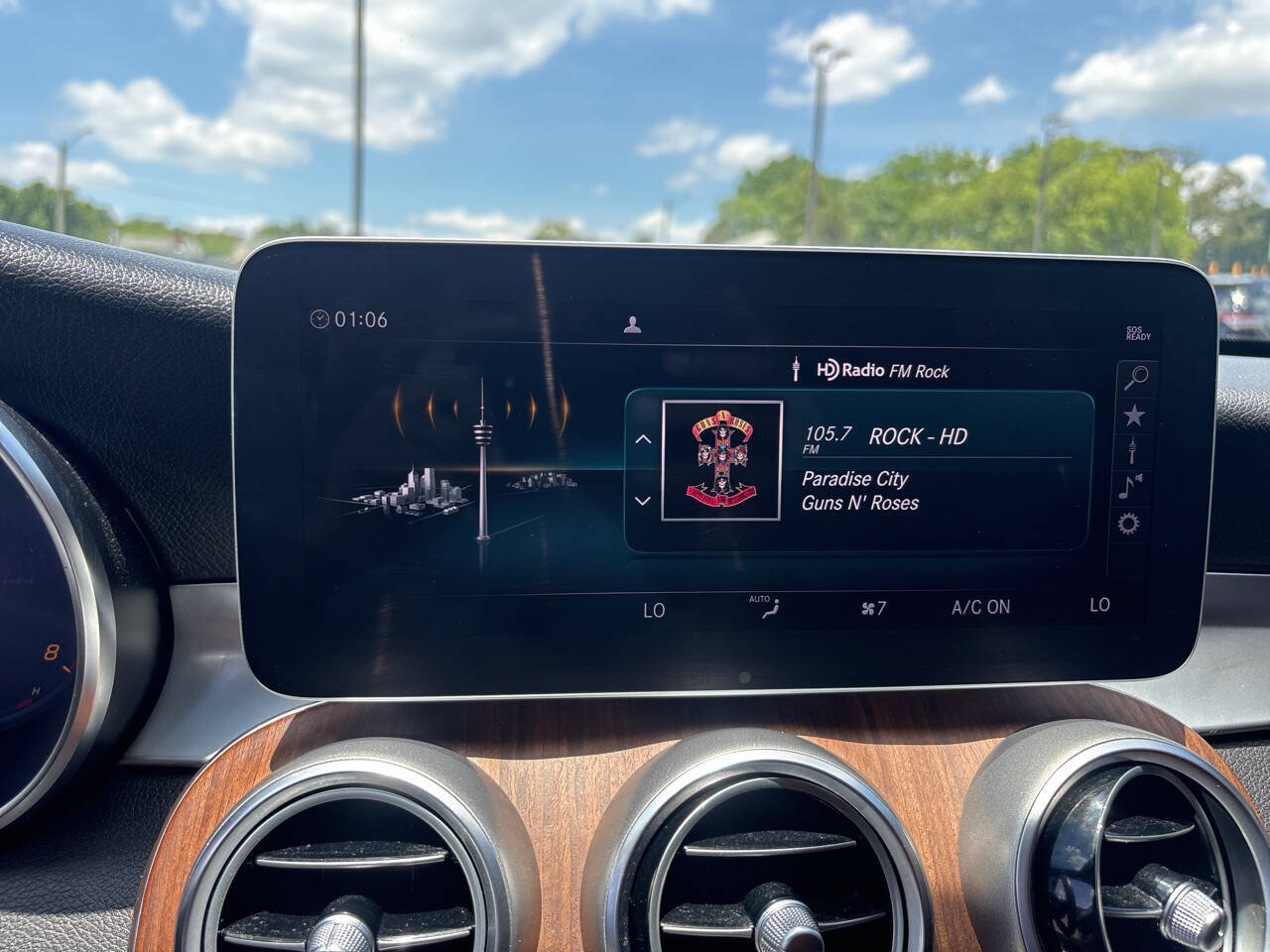 Used 2019 Mercedes-Benz C 300 4MATIC Sedan w/ AMG Line image 18