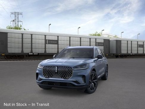 New 2026 Lincoln Aviator Reserve AWD/4WD image 2