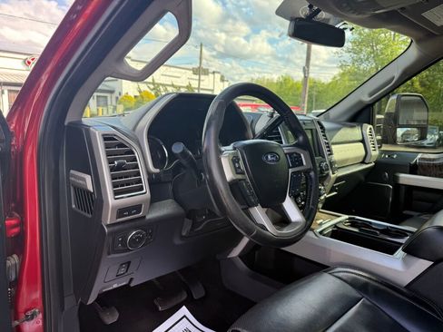 Used 2017 Ford F250 Lariat w/ Chrome Package AWD/4WD image 11