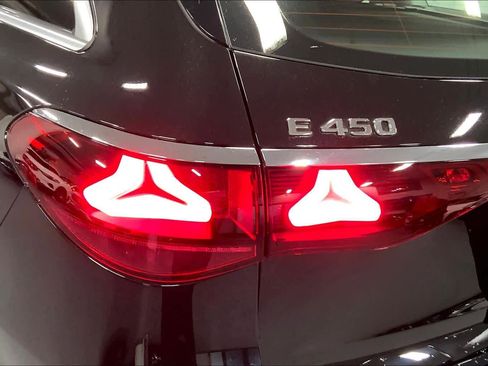 Used 2025 Mercedes-Benz E 450 4MATIC All-Terrain Wagon image 28