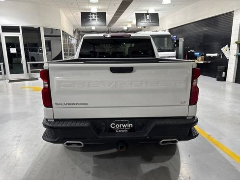 Used 2022 Chevrolet Silverado 1500 LT Trail Boss w/ Protection Package AWD/4WD image 8