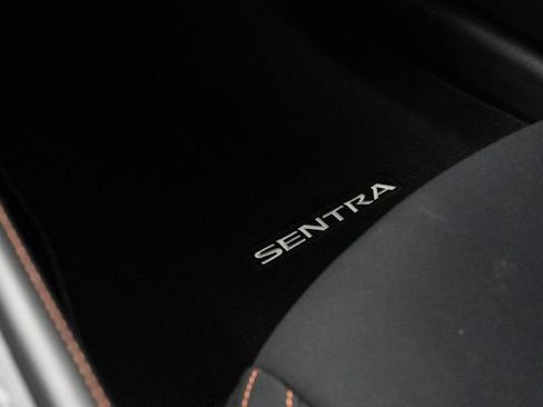 Used 2022 Nissan Sentra SR w/ Trunk Package FWD image 15
