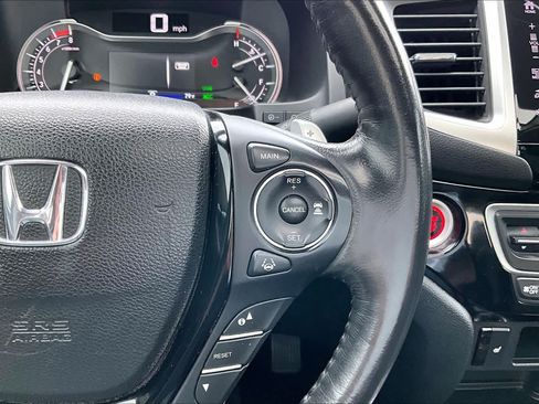 Certified 2020 Honda Ridgeline RTL-E image 25