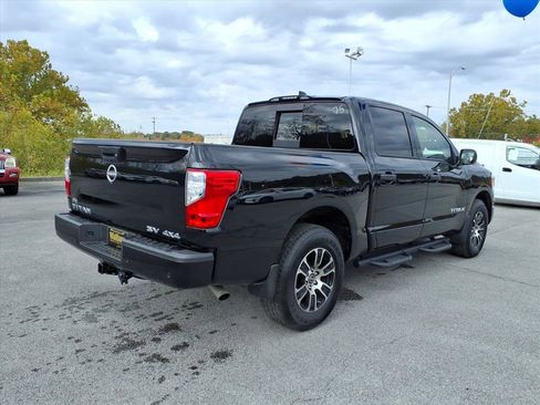 Certified 2024 Nissan Titan SV w/ SV Convenience Package image 15