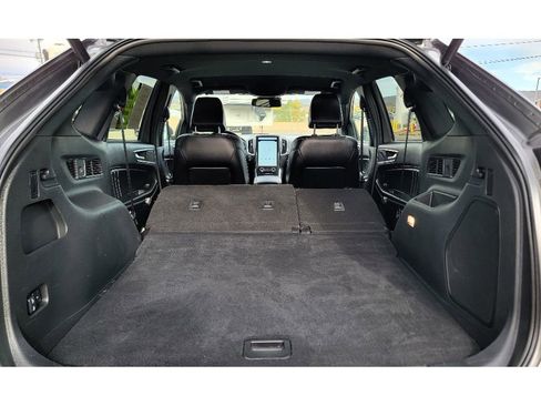 Used 2024 Ford Edge ST image 17