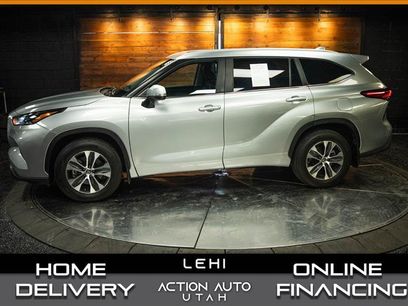 Used 2023 Toyota Highlander XLE