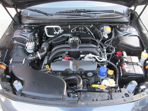 Used 2017 Subaru Outback 2.5i Limited image 36