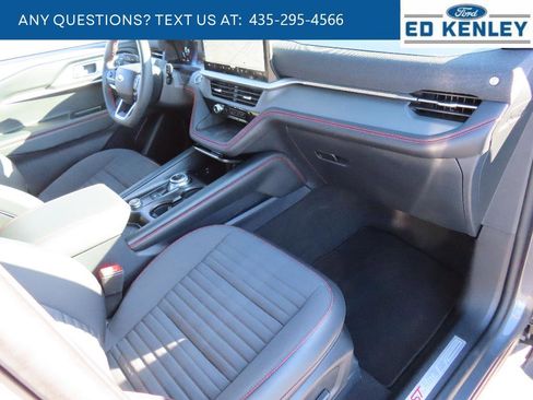 Used 2025 Ford Explorer ST-Line w/ Premium Package AWD/4WD image 32
