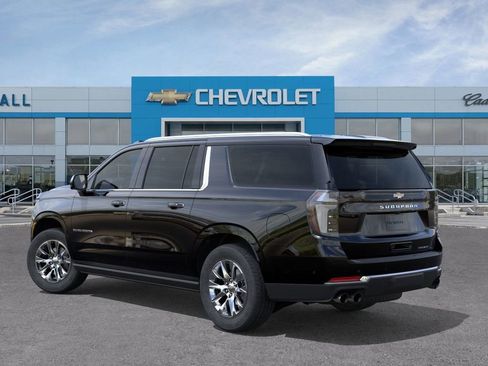 New 2026 Chevrolet Suburban Premier image 5