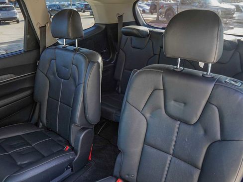 Certified 2024 Kia Telluride EX w/ EX Captain's Chair Package image 32