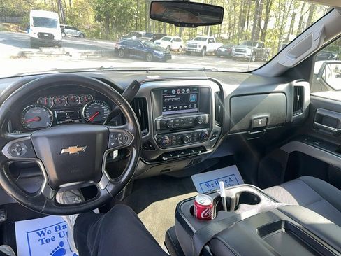 Used 2018 Chevrolet Silverado 1500 LT w/ All Star Edition image 15