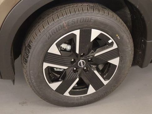New 2026 Nissan Kicks SV w/ SV Premium Package AWD/4WD image 8