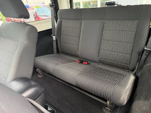 Used 2012 Jeep Wrangler Sahara AWD/4WD image 11