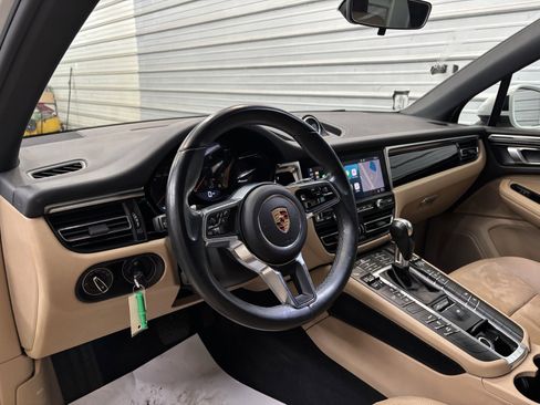 Used 2019 Porsche Macan image 12
