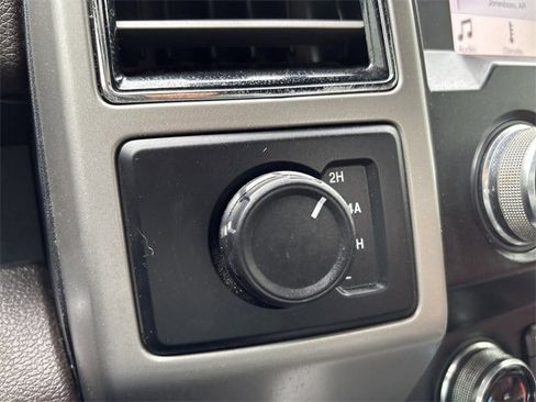 Used 2019 Ford F150 King Ranch w/ Equipment Group 601A Luxury image 40