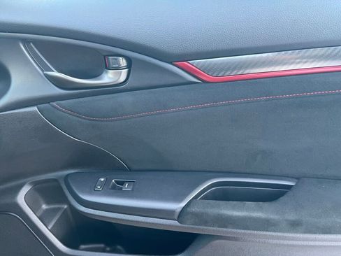 Used 2019 Honda Civic Type R image 22