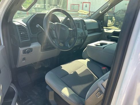 Used 2018 Ford F150 XL w/ Equipment Group 101A Mid AWD/4WD image 2