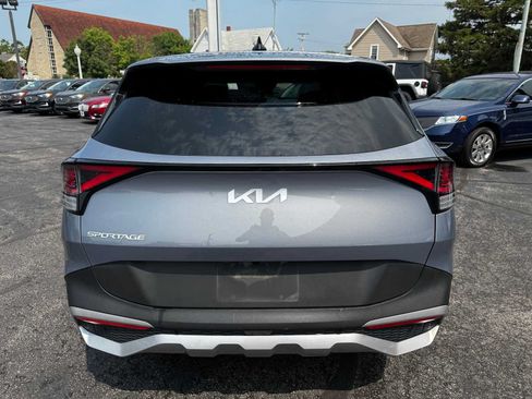 Used 2023 Kia Sportage EX FWD image 11