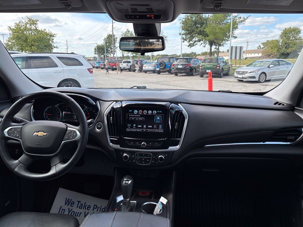 Used 2018 Chevrolet Traverse Premier w/ Redline Edition AWD/4WD image 23