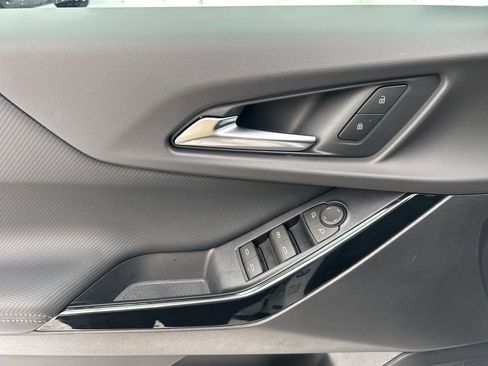 New 2026 Chevrolet Equinox LT AWD/4WD image 10