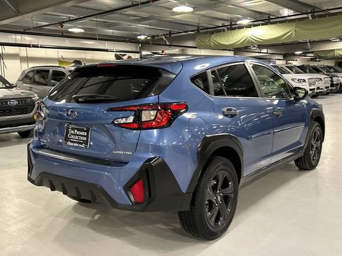 Used 2024 Subaru Crosstrek 2.0i image 2