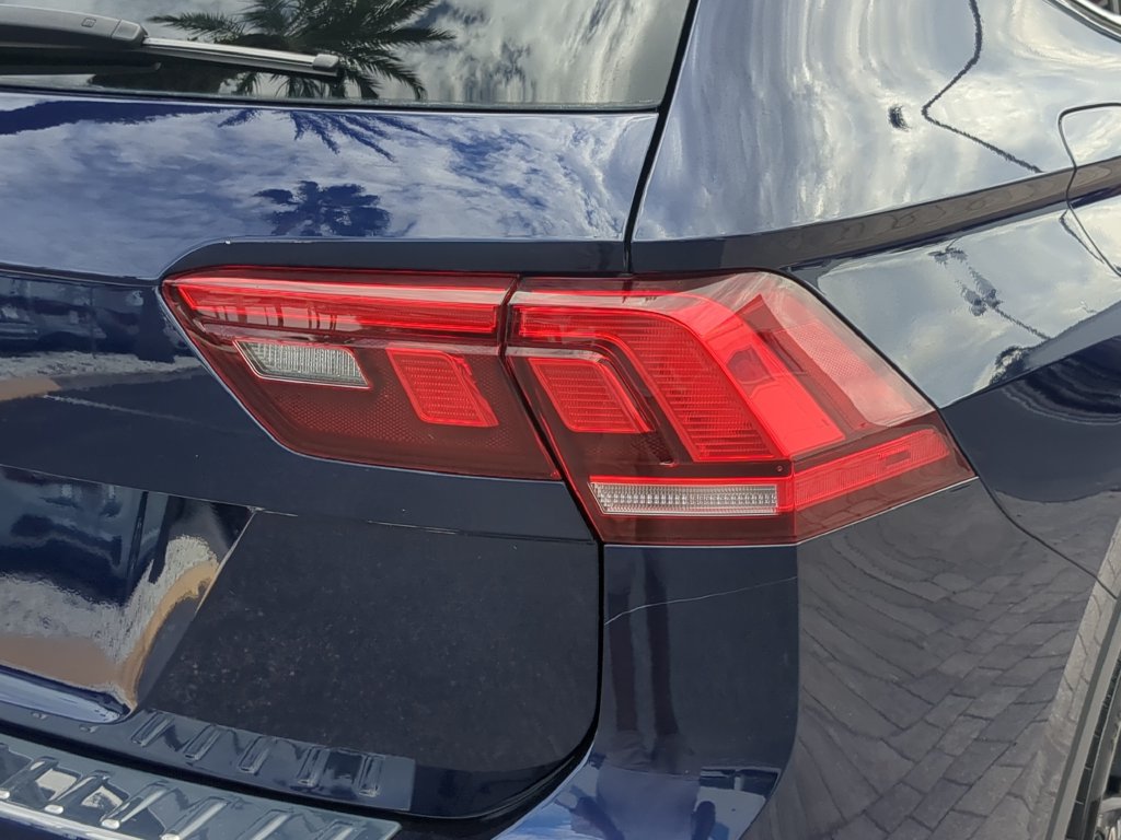 Certified 2023 Volkswagen Tiguan SE FWD image 8