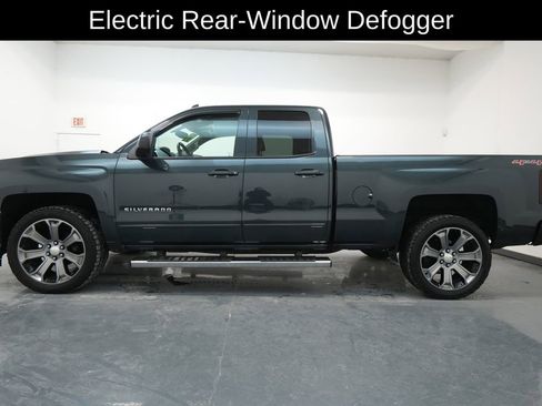 Used 2017 Chevrolet Silverado 1500 LT w/ All Star Edition image 4