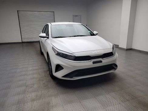 Used 2023 Kia Forte LXS FWD image 14