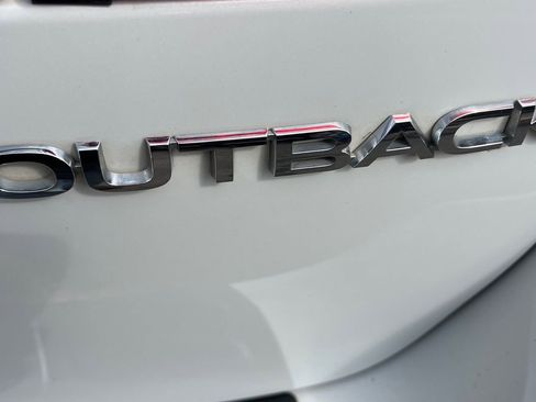 Used 2016 Subaru Outback 2.5i Limited AWD/4WD image 26