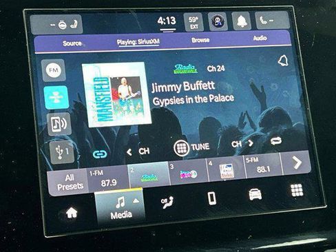 New 2025 Jeep Grand Cherokee L Laredo image 30