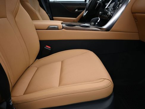 New 2026 Lexus LX 700h Luxury image 27