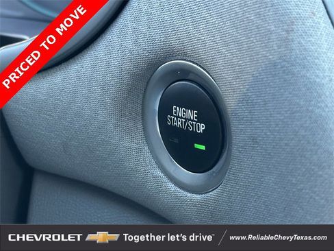 Used 2022 Chevrolet Malibu LT image 22