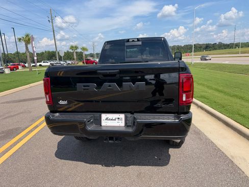 New 2026 RAM 2500 Big Horn AWD/4WD image 7