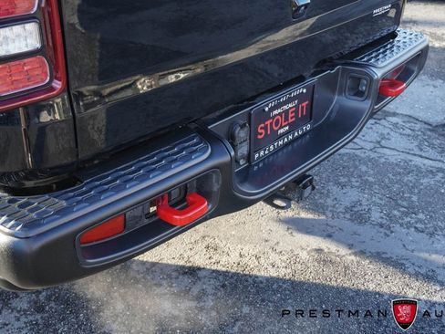 Used 2022 Jeep Gladiator Rubicon w/ LED Lighting Group image 10