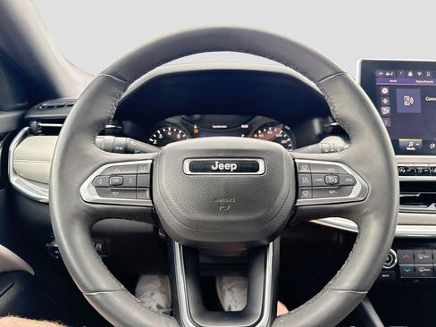 Used 2024 Jeep Compass Limited AWD/4WD image 14