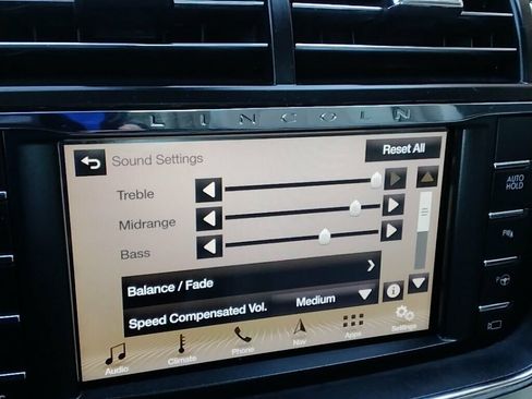 Used 2017 Lincoln Continental Reserve w/ Technology Package image 20