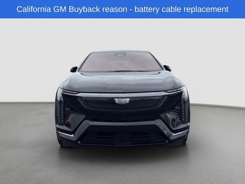Used 2025 Cadillac Optiq Sport 2 AWD/4WD image 2