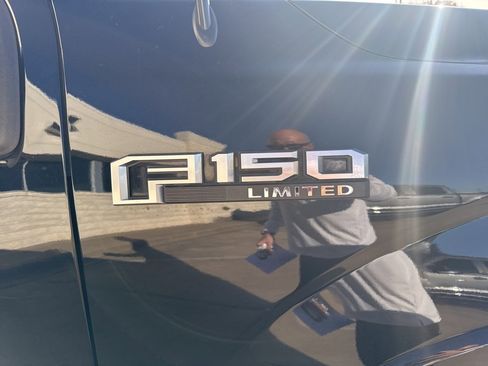 Used 2017 Ford F150 Limited w/ Trailer Tow Package image 5