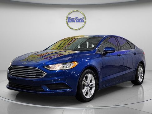 Used 2018 Ford Fusion SE w/ Fusion SE Technology Package image 1