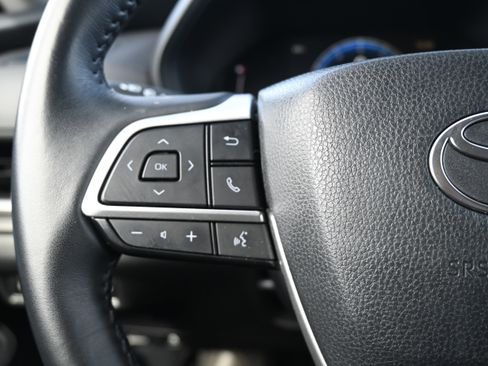 Used 2025 Toyota Grand Highlander FWD image 19