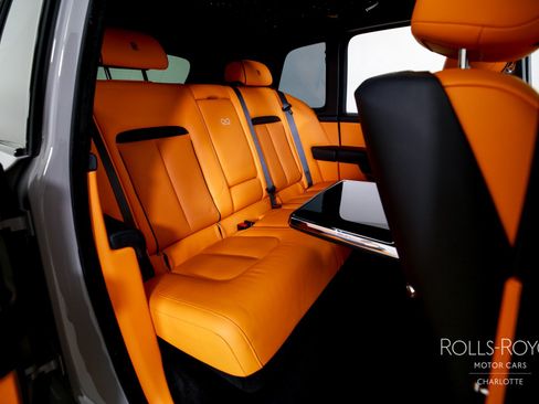 Certified 2024 Rolls-Royce Cullinan Black Badge image 30