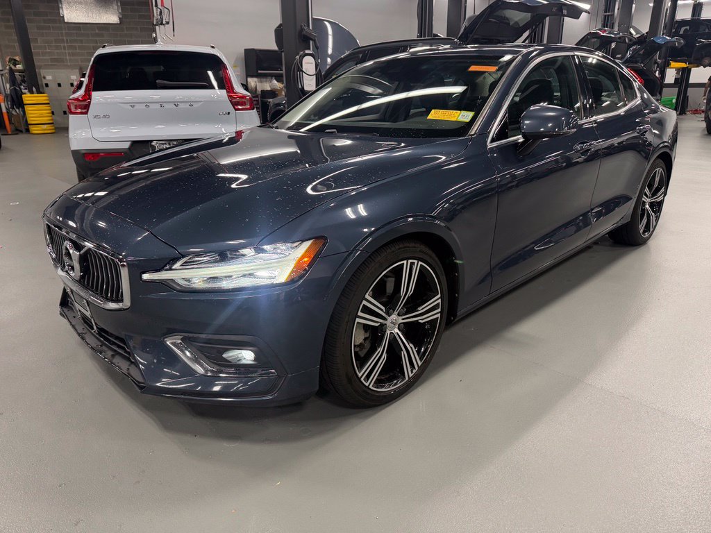 Used 2021 Volvo S60 T6 Inscription AWD/4WD image 1