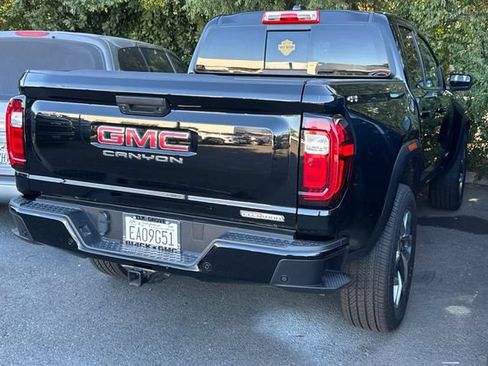 Used 2025 GMC Canyon Elevation w/ Convenience Package AWD/4WD image 4