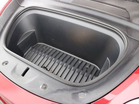 Used 2021 Tesla Model Y Long Range image 35