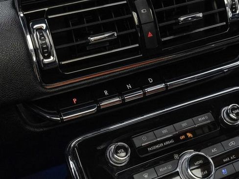 Used 2021 Lincoln Navigator Reserve w/ Luxury Package image 30