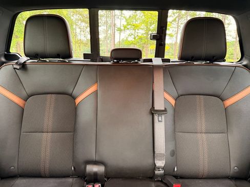 Used 2023 GMC Canyon AT4 w/ Canyon Safety Plus Package AWD/4WD image 28