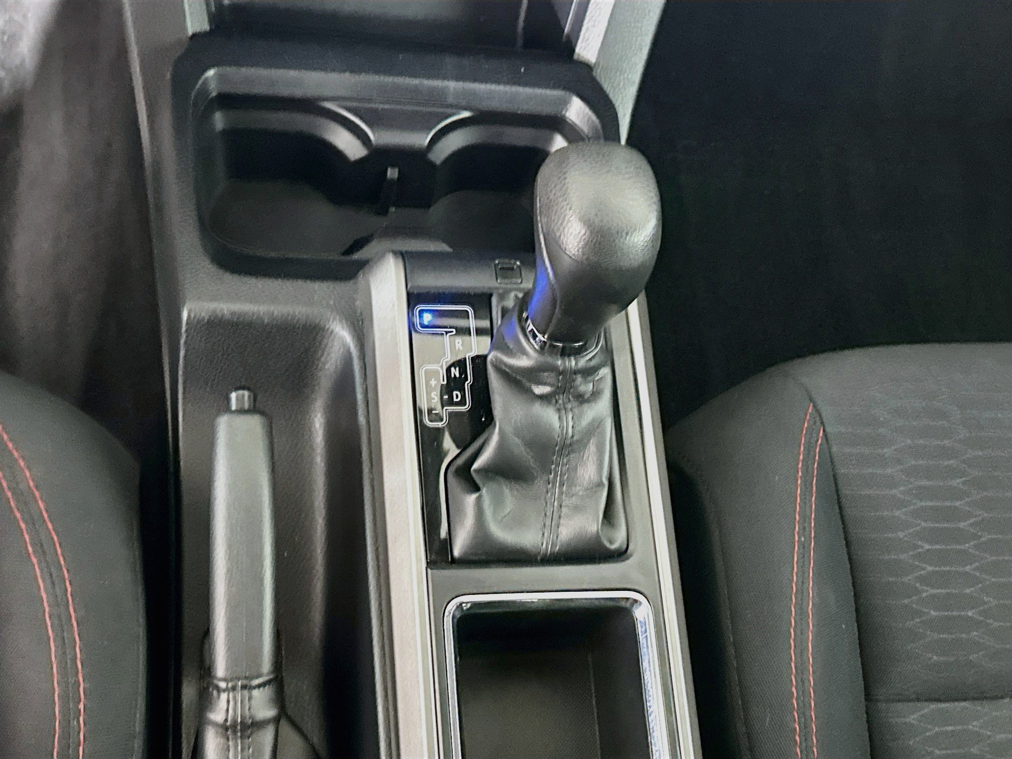 Used 2018 Toyota Tacoma SR5 RWD image 24