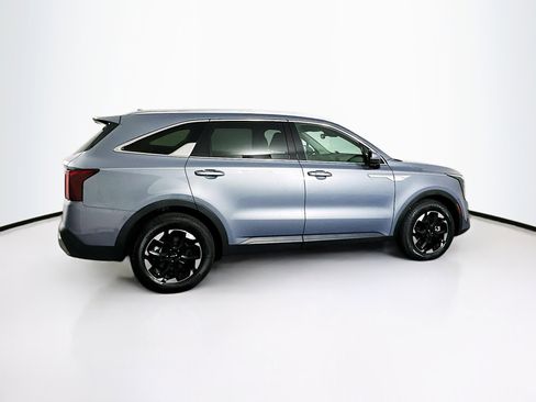 Used 2025 Kia Sorento S w/ Panoramic Sunroof Package image 10