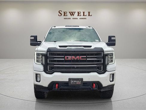 Used 2023 GMC Sierra 2500 AT4 w/ AT4 Preferred Package AWD/4WD image 8