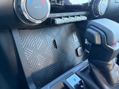 New 2025 Toyota Tacoma TRD Off-Road image 18